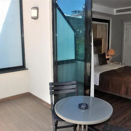 호텔 Pell Palace &