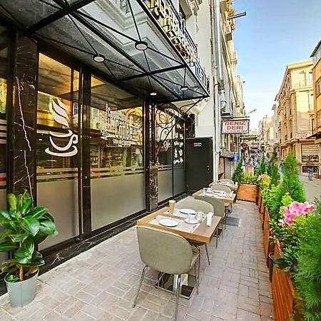 Pell Palace Hotel&spa Hotel